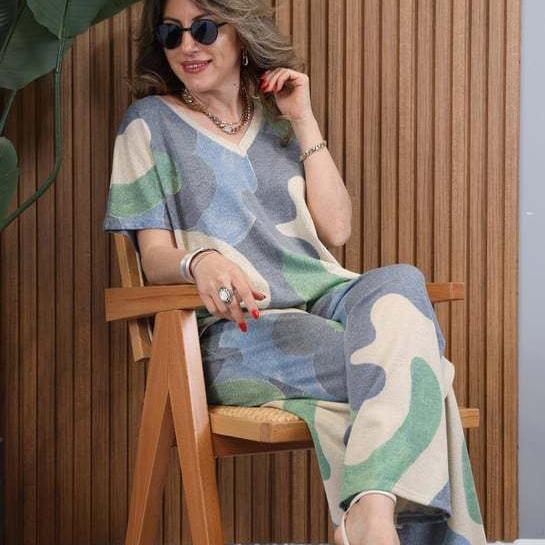 Contrast Color V-Neck Top & Pants Set - Image 9