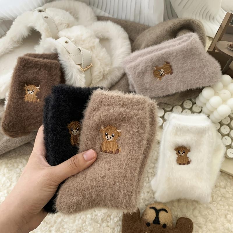 ⏳LAST DAY SALE 50% OFF!🔥Women's Cute Warm Highland Cow Embroidered Plush Socks - Image 7