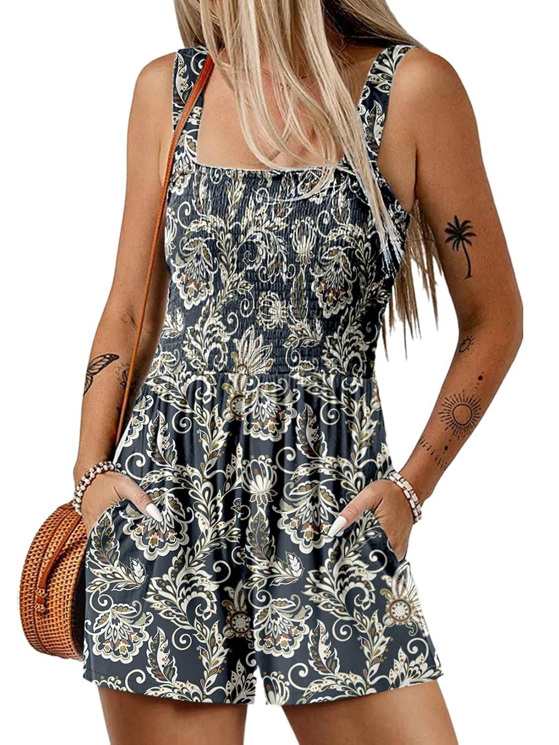 ⏰Hot Sale 49% Off💃Women's Summer Square Neck Sleeveless Loose Casual Short Smocked Romper - Image 4